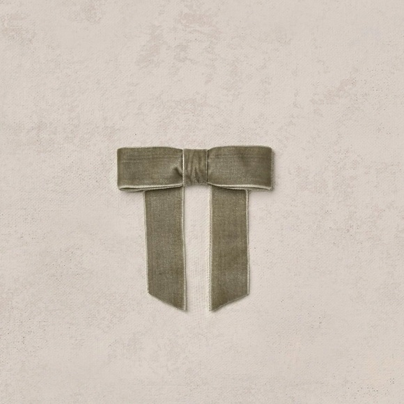 Noralee Velvet Bow Pine - Picture 1 of 3